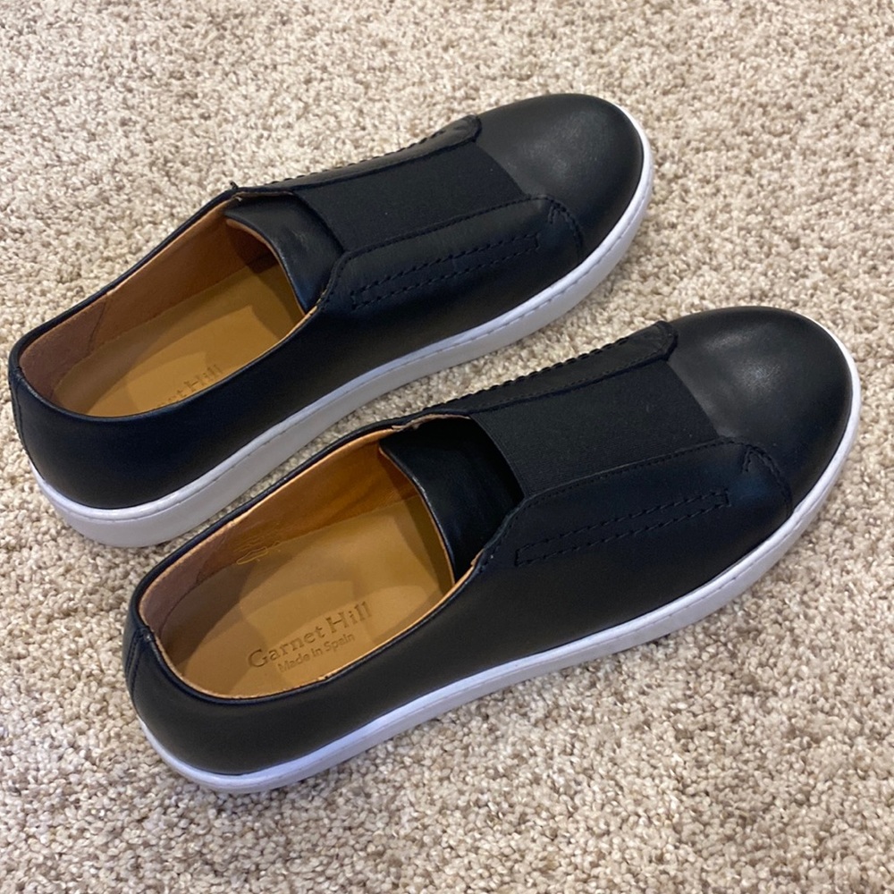 Garnet hill slip on leather 39